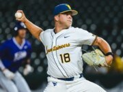 ¿Qué lanzadores tendrá WVU disponibles para el Juego de Campeonato Big 12?