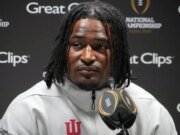 Cómo Kaelon Black podría superar rápidamente a Jordan James en la tabla de profundidad de los 49ers