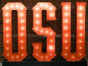 Oklahoma State avanza al juego de partidos en el Campeonato de golf femenino de la NCAA