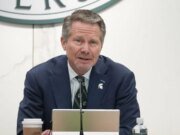 Los Clemson Tigers han elegido a Kevin Guskiewicz como el decimosexto presidente de la universidad