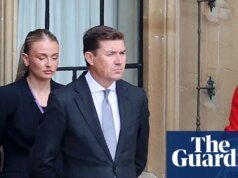 El diplomático británico James Roscoe dejó su puesto en la embajada de Washington. La política exterior.