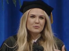 Erica Kirk recuerda su luna de miel con Charlie en un emotivo discurso de graduación un día después de su aniversario de bodas.