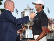 Aaron Rye gana el Campeonato de la PGA: el outsider nacido en Wolverhampton sorprendió a los pesos pesados del golf al llevarse a casa el premio mayor de £2,76 millones y convertirse en el primer inglés en ganar el trofeo en 107 años.