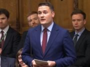 Cambie de rumbo y haga las cosas o entregue el poder a Nigel Farage, advierte Wes Street al Partido Laborista mientras acusa a Starmer de “mantenerse a flote” en el número 10.