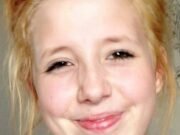 El padrastro de una adolescente embarazada asesinada por su novio ha sido procesado y multado por enviar mensajes de texto al asesino que “quería ahorcarse”.