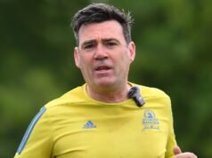 ¿Sigues sintiendo el calor, Andy? Burnham se enfrenta a preguntas sobre los cambios radicales en materia de Brexit, impuestos e inmigración mientras lanza hoy la campaña electoral parcial de Makersfield.