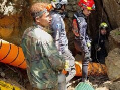 Cinco personas encontradas con vida tras permanecer atrapadas durante una semana en una cueva inundada de Laos es un milagro