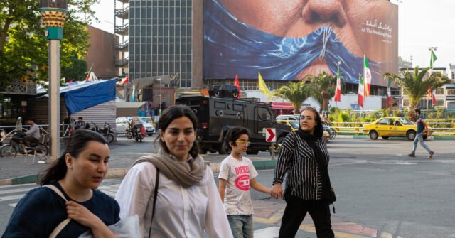 1779641967_24xp-mideast-agreement-wwk-1-hwml-facebookJumbo.jpg