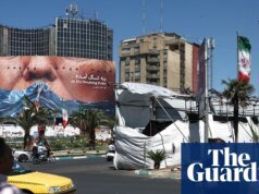 Irán permanece en conversaciones de paz a pesar del primer ataque de Estados Unidos desde el alto el fuego. Guerra entre Estados Unidos e Israel contra Irán.