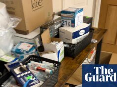Gran botín de medicamentos para bajar de peso incautados en una finca de Northampton es noticia en el Reino Unido