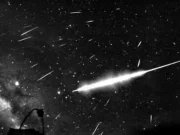 Los científicos han descubierto un misterioso asteroide chocando contra el Sol