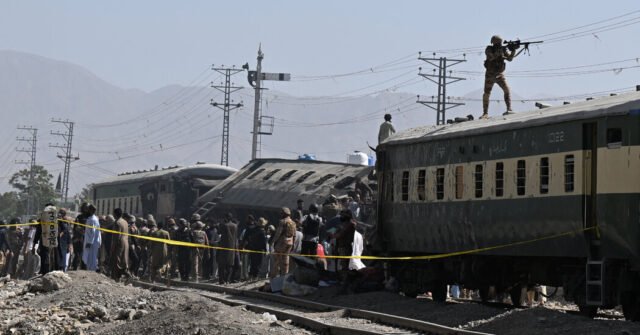 24int-balochistan-attack-01-hfgq-facebookJumbo.jpg