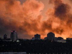 Kyiv, Ucrania, afectada por un ataque con misiles rusos