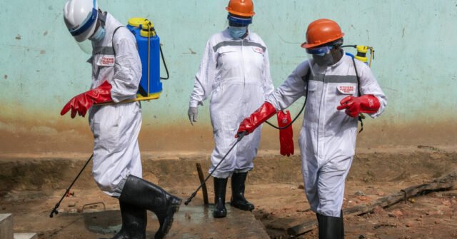 26int-theworld-ebola-01-flkc-promo-facebookJumbo.jpg