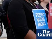 ‘No volveremos a Jim Crow’: Miles de habitantes de Mississippi se manifiestan por el derecho al voto Mississippi