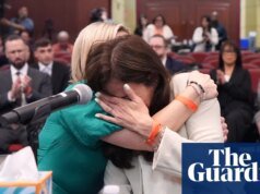 Sobrevivientes de Epstein dan testimonio entre lágrimas en la audiencia de House Field en Palm Beach | Jeffrey Epstein