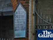 Dos personas han sido arrestadas en relación con un ataque incendiario en una antigua sinagoga en el este de Londres Noticias del Reino Unido