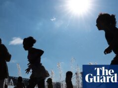 Vuelos cancelados a medida que la ola de calor del noreste se acerca a la tormenta de Texas | Clima de EE. UU.