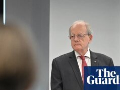 El jefe de la NACC, Paul Brereton, renunció como jefe de la agencia anticorrupción, Comisión Nacional Anticorrupción.