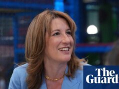 Reeves defiende permanecer como canciller con informes de que Burnham podría ponerse del lado de Miliband. Raquel Reeves