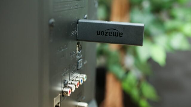 amazon-fire-tv-stick-product-photos-12.jpg