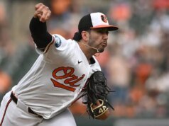 Anthony Núñez de los Orioles reveló que “es un niño” en la televisión en vivo durante el juego