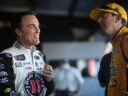 ‘Llevándonos el uno al otro al límite’: Kevin Harvick reflexiona sobre la relación con Kyle Busch