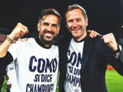 El técnico del Como, Cesc Fàbregas, elogió a los jugadores tras conseguir una plaza en la Liga de Campeones