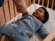 ¿Quieres ayudar a tu bebé a dormir? Prueba la función de ruido blanco oculto en tu iPhone