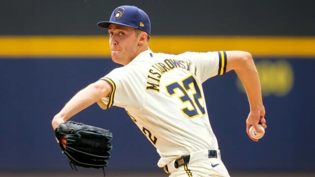 jacob-misiorowski-pitching-milwaukee-fox-news-111.jpeg