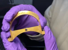 El avance de la computación cuántica de Stanford utiliza luz retorcida para funcionar sin enfriamiento extremo