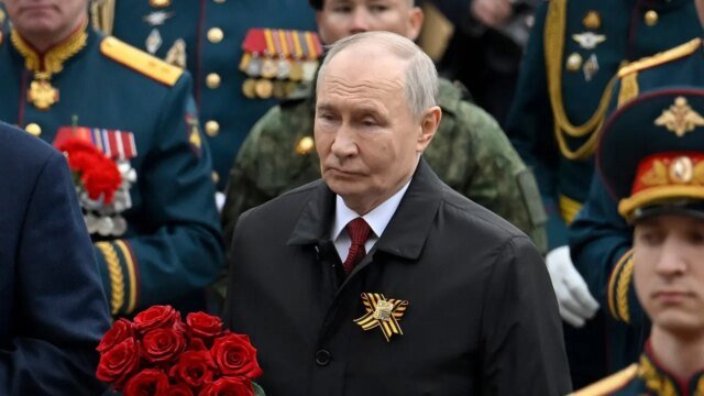 vladimir-putin-tomb-unknown-soldier-fox-news-001.jpeg
