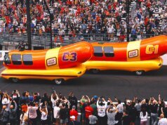 ¿Qué es el Oscar Mayer Winnie 500? Todo lo que debes saber sobre la carrera épica de hot dogs
