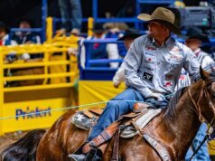 Dustin Agusquiza encabeza el rodeo y reunión de vaqueros de Big Spring