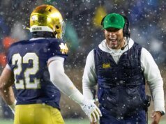 Ken Marcus Freeman enfrenta presiones únicas al ingresar a la temporada 2026 de Notre Dame