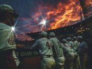 La clave de Rob Vaughn para que Alabama llegue a la Serie Mundial Universitaria