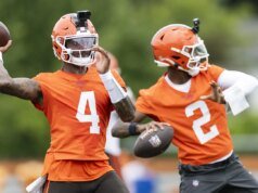 Todd Monken ofrece una actualización preocupante sobre la competencia de mariscales de campo de los Browns
