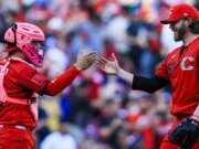 Rojos reciben noticias alentadoras sobre lesiones para volver más cerca de refuerzos del bullpen