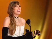 ‘¡Estamos un paso más cerca de conseguirlo en Broadway!’ Los fanáticos de Taylor Swift especulan que la estrella está dando un gran paso en su carrera con su estatus ‘EGOT’ y predicen que ganará su primer Oscar por la canción de Toy Story 5.