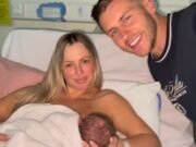 ¡Ha nacido Holly Hagan! La estrella de Geordie Shore dio la bienvenida a su segundo hijo con su esposo Jacob Blythe, luego de la trágica muerte de su amada hermana Darcy.