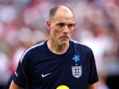 El técnico de Inglaterra, Thomas Tuchel, no estaba contento con la actuación de su equipo en la primera mitad y criticó a los jugadores por no apegarse al plan de juego contra Nueva Zelanda.