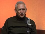 Gary Lineker, de 65 años, ha anunciado que “ha terminado” con el romance y que “no puede imaginarse vivir con nadie otra vez” después de volverse “egoísta y no rendir cuentas ante nadie” después de dos divorcios.