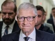 Bill Gates admite que tuvo una aventura con un médico formado en Harvard y un científico nuclear ruso para interrogar a Epstein.