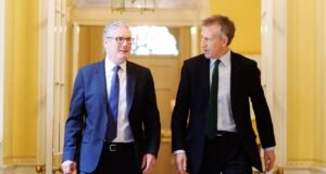 El ex oficial del Regimiento de Paracaidistas Dan Jarvis, que observó tranquilamente a un secuestrador de tubos, ahora tiene la gran tarea de proteger a Gran Bretaña.