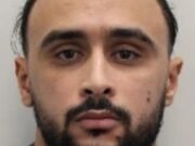 Los inmigrantes argelinos que robaron dos relojes Patek Philippe valorados en más de 100.000 libras esterlinas a pasajeros de un taxi negro en el West End de Londres han sido encarcelados durante más de siete años.
