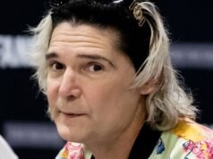 Corey Feldman, de 54 años, hospitalizado después de sufrir una emergencia médica en el aire en un vuelo con destino a Los Ángeles