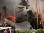Un incendio masivo envolvió un lujoso resort de playa popular entre los turistas estadounidenses
