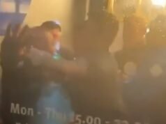La pelea estalló la noche de la inauguración del primer pub de Lidl cuando bebedores, guardias de seguridad y policías se enfrentaron a la hora de cerrar.