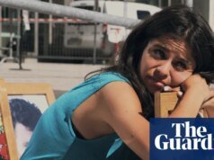 ‘Solo tuve este padre, ya no está’: la lucha de Wafa Mustafa por la verdad y la justicia para los desaparecidos en Siria | la película