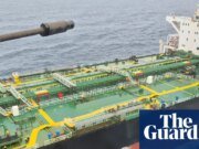 Macron dijo que la marina francesa había abordado un petrolero vinculado a Rusia en el Atlántico francés.